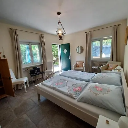 Romy Mit 3 Gaestezimmer Lägenhet *