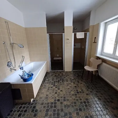 Апартаменты Romy Mit 3 Gaestezimmer